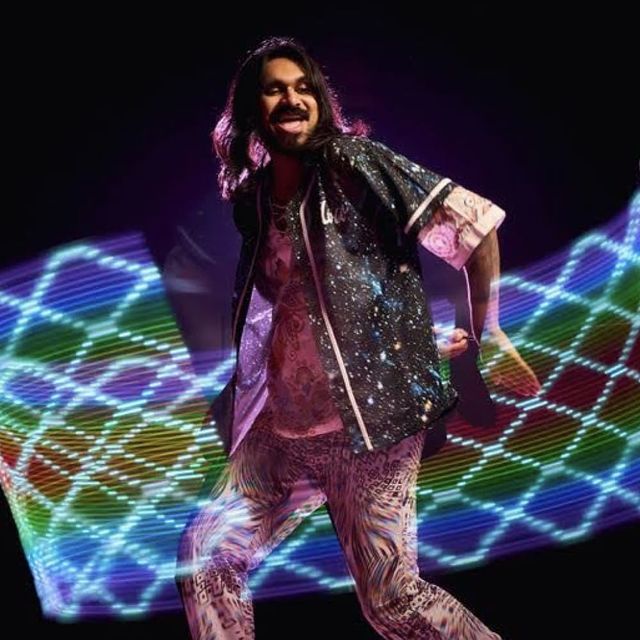 Mustafa with flow friends